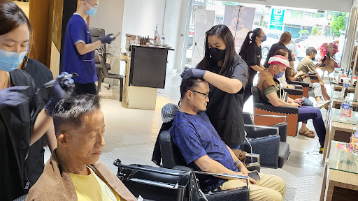 Klinik Rambut Terbaik Near Me di Sibu untuk Penyelesaian Rambut Anda